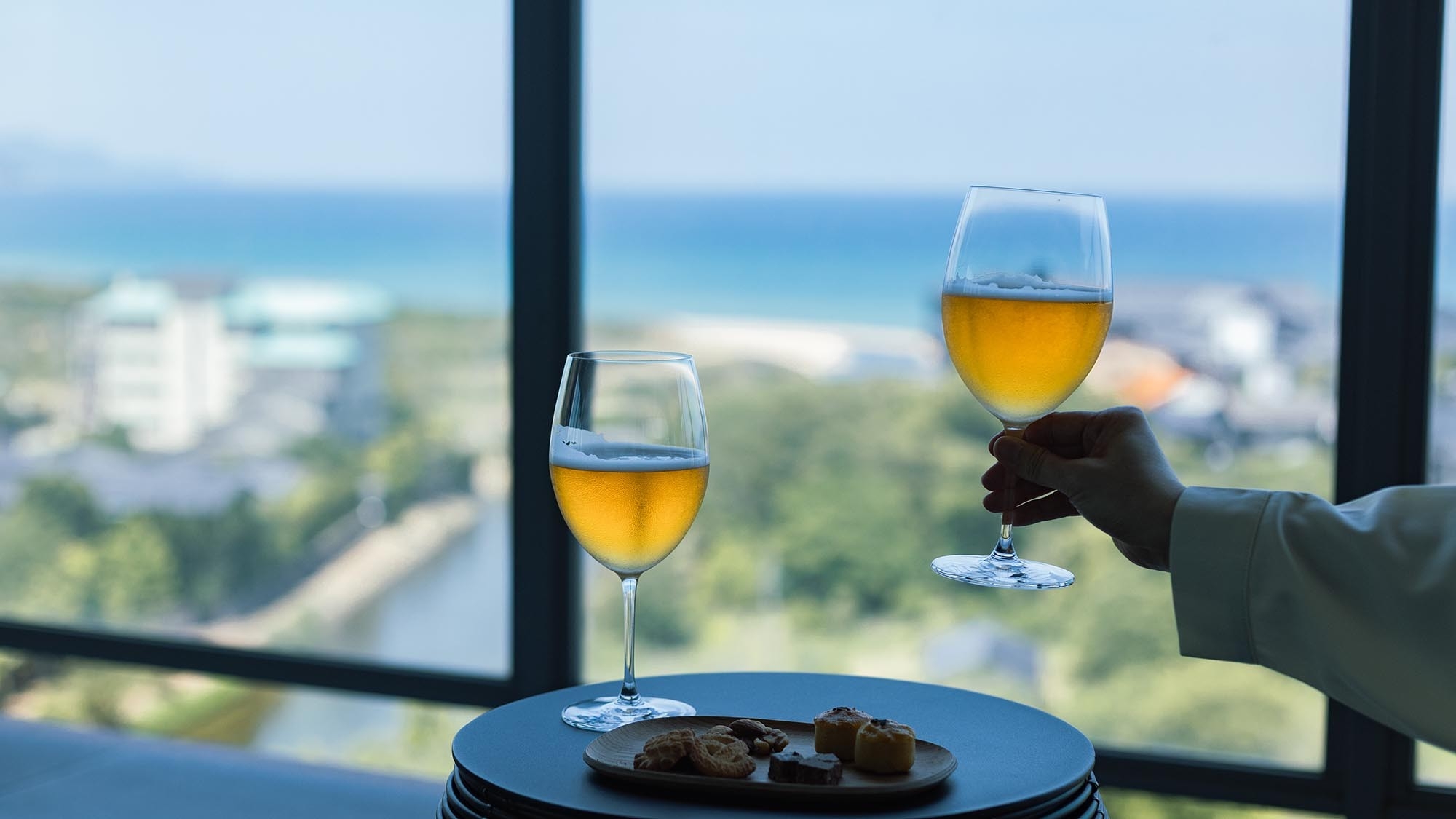 海のある京都で味わう丹後地ビール。２週間限定「世界ビールデー」を愉しむプラン　 夕日ヶ浦温泉「佳松苑 別邸ふうか」