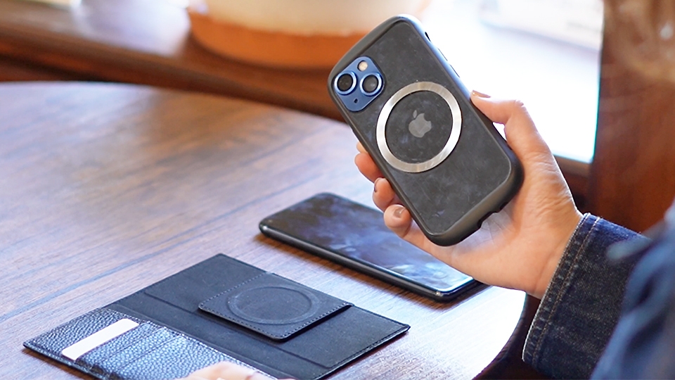 シェルケースそのままで使える01