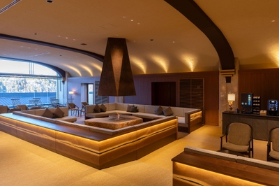 bjwiO2yeCV4RvUv29G7I.jpg?w=940&h=940