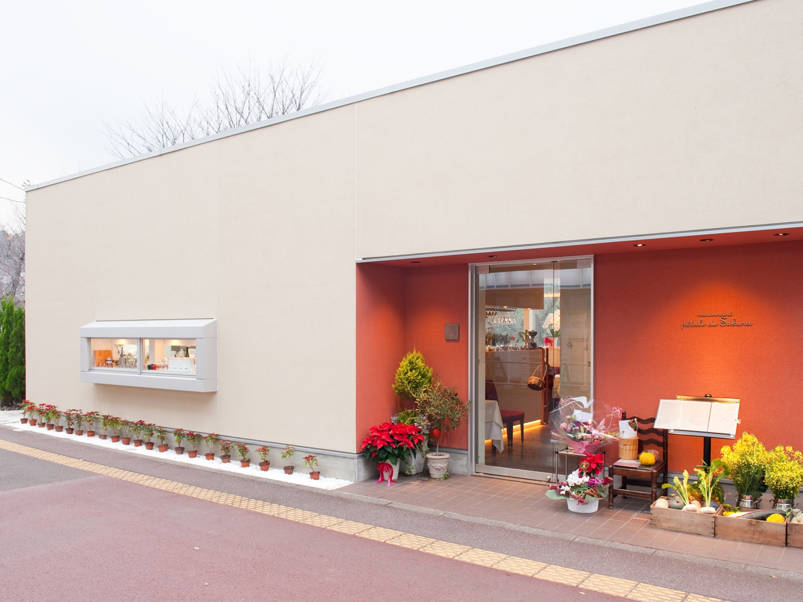 8月18日(日)本格フレンチレストランが1日限定カフェ「喫茶サクラ」をオープン