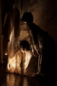 ワークインプログレス公演「そこにある記憶の遺跡」2025.10.22 in Japan（写真撮影：志ん弥）