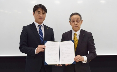 bpF0N76bqllydKKC1O6s.jpg?w=940&h=940