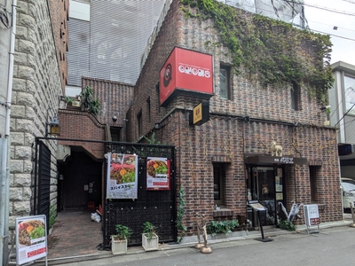 bsIEO9oomst8QwjFHp0w.jpg?w=940&h=940