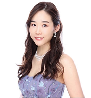 山崎亜耶乃(島村楽器 Coaska Bayside Stores横須賀店) 曲目:映像第2集より 1.葉ずえを渡る鐘の音 3.金色の魚 (ドビュッシー 作曲)