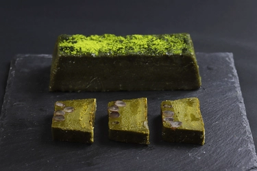 熱海で行列のできるお濃茶専門店　さとり本店　 新東名高速道路NEOPASA静岡下り線にて期間限定で出店　 静岡県産の厳選した抹茶を使用した、お濃茶スイーツを展開！