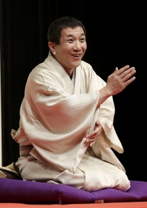 bvzadyyBh99SVRQLlSWs.jpg?w=940&h=940