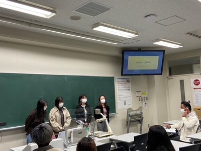 bwUuygsT1zInJg2s0Xw0.jpg?w=940&h=940