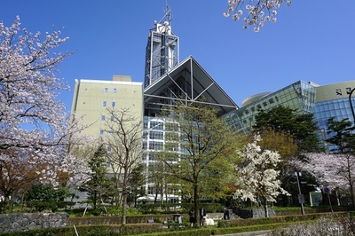 bx180uyutgJouGveFMx1.jpg?w=940&h=940