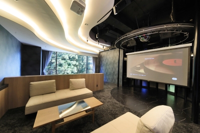 シアター付き客室