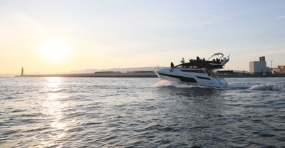 サンセットの大阪湾を巡る。中之島を目指す海の「チャータークルーズ」が“大阪北港マリーナ“にて登場！