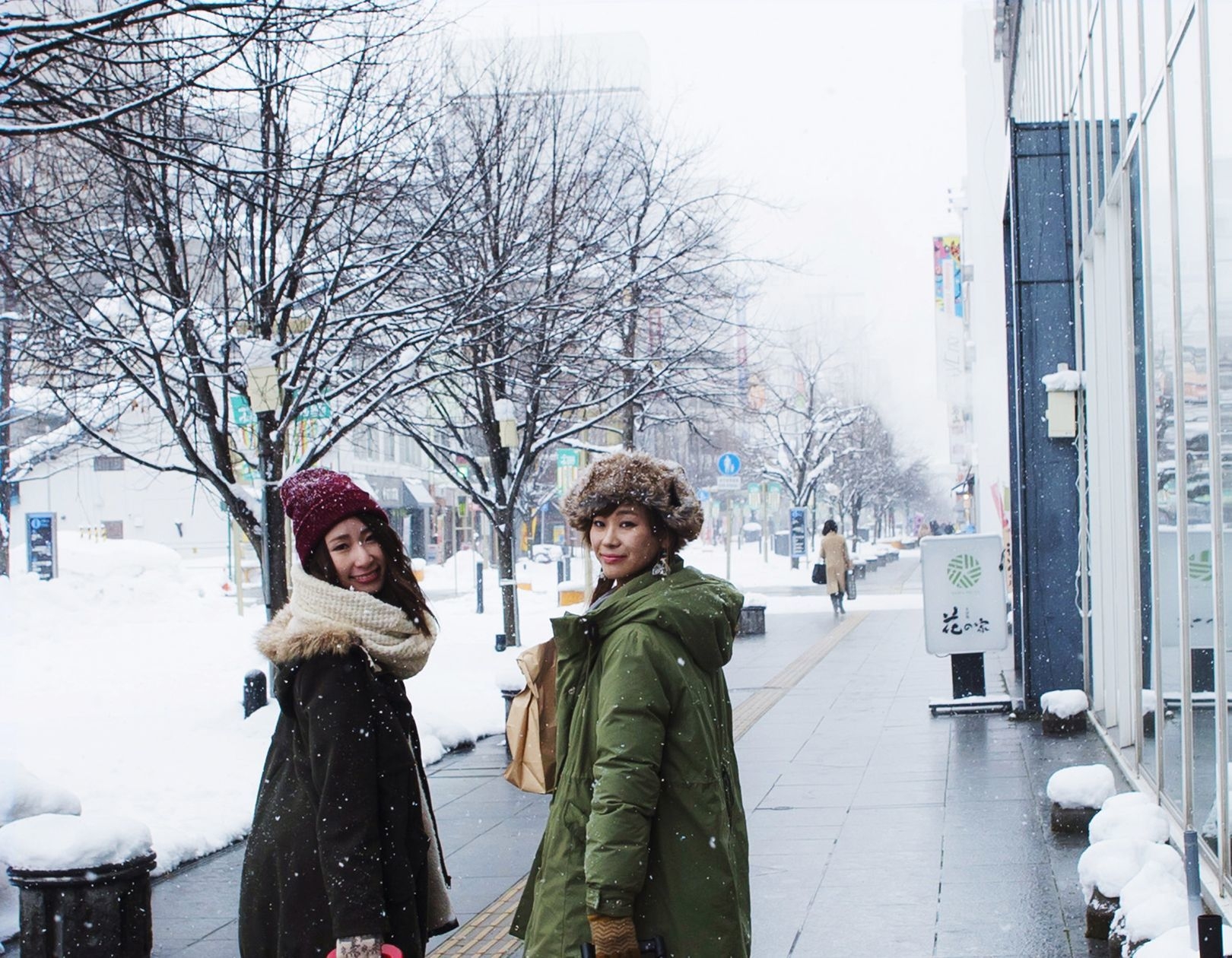 (1253)初回限定 星屑クリアトレイ仕様 雪の降る街/冬のダイヤモンド グッズ]ねんどろいど 雪ミク Crystal Snow Ver.｜SNOW MIKU 2025