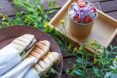 cDBywmlbZETvL3mEIcsz.jpg?w=940&h=940