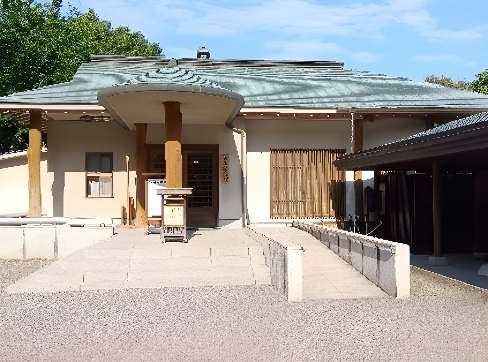 「大正記念館」玄関