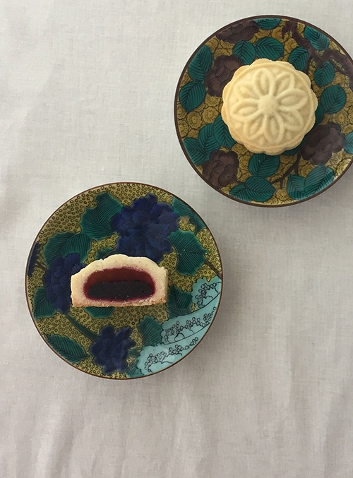 限定発売の月餅型ローゼルケーキ(断面)