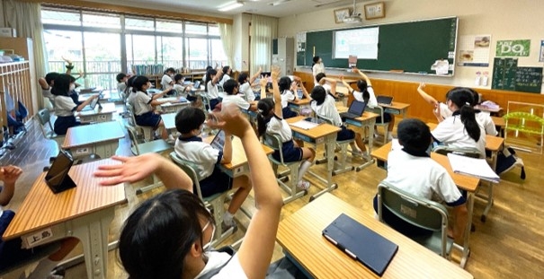 令和4年(2022年)実施のオンライン交流授業の様子