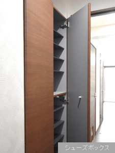 シューズボックス