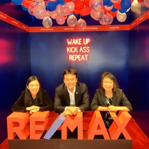 cQrHH8LMr8CPXofPlPjQ.jpg?w=940&h=940