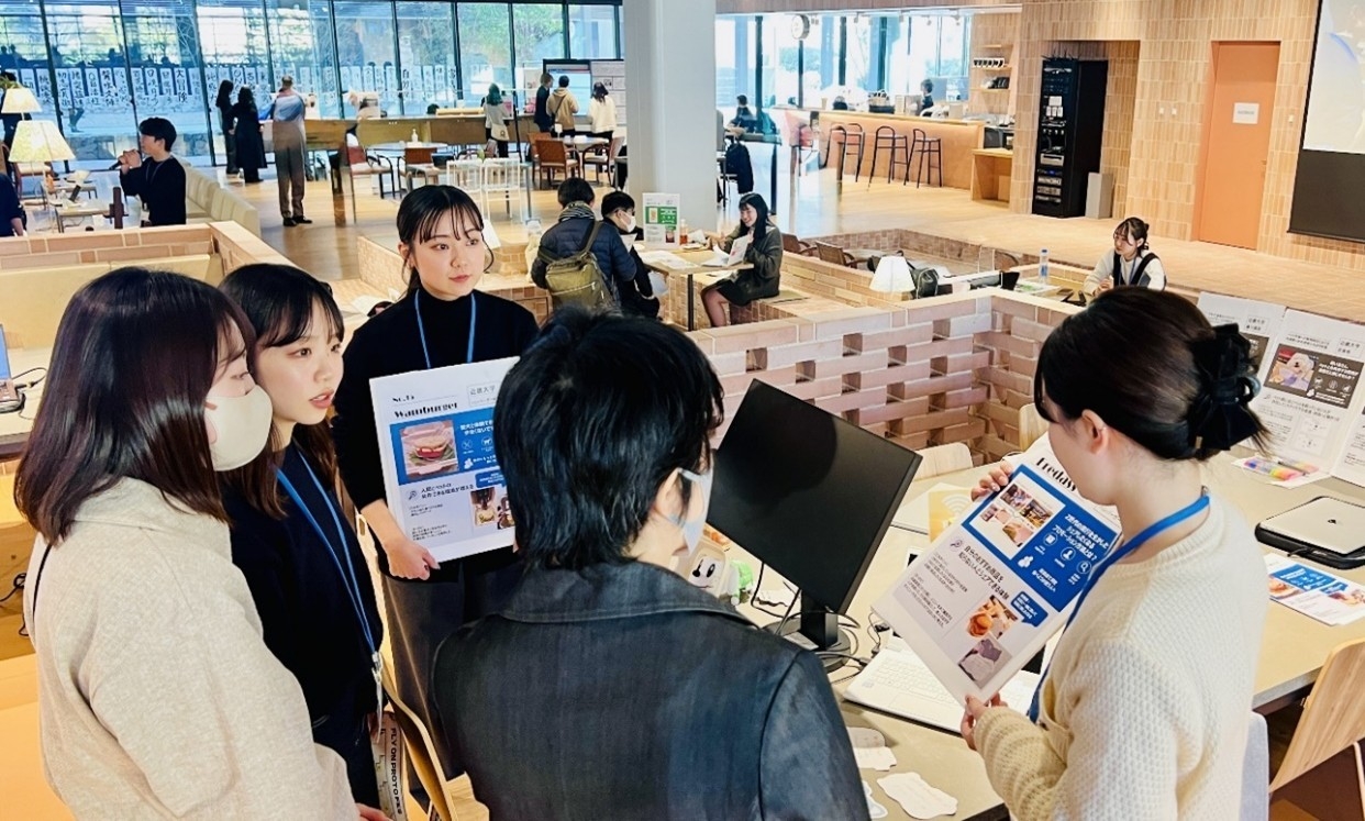 令和6年(2024年)1月に開催した学外プロト・フェスの様子