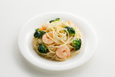 えびとブロッコリーの ４種のチーズクリームパスタ