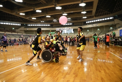 cSM0mA887w2cIiuXo8WW.jpg?w=940&h=940