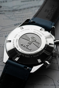 cTORAwiHT3vYR8hnKRrn.jpg?w=940&h=940