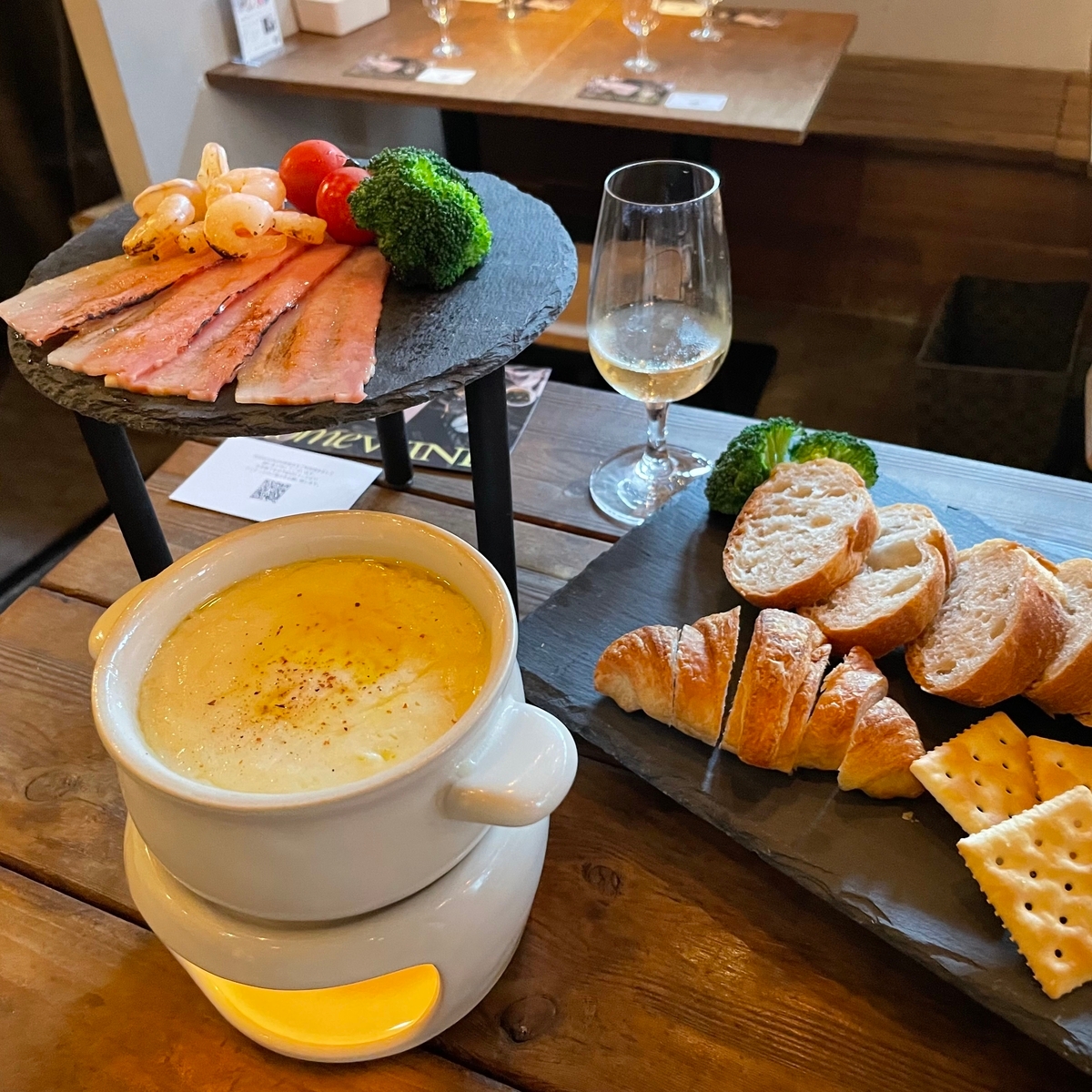 赤坂【スイス伝統のレシピ】チーズフォンデュ専門店ハーデンデュフォンデュがオープン