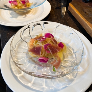 cWbUpycYrHajlENirM7u.jpg?w=940&h=940