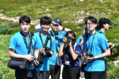 cWfYZyPDe1TAi4agOWMl.jpg?w=940&h=940