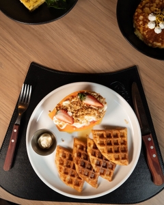 cY7zghePTXLDfzrAdeY1.jpeg?w=940&h=940