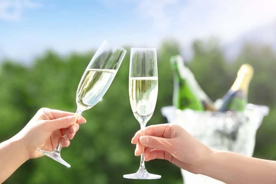 cYkNAeZclin8W7uXteYu.jpg?w=940&h=940