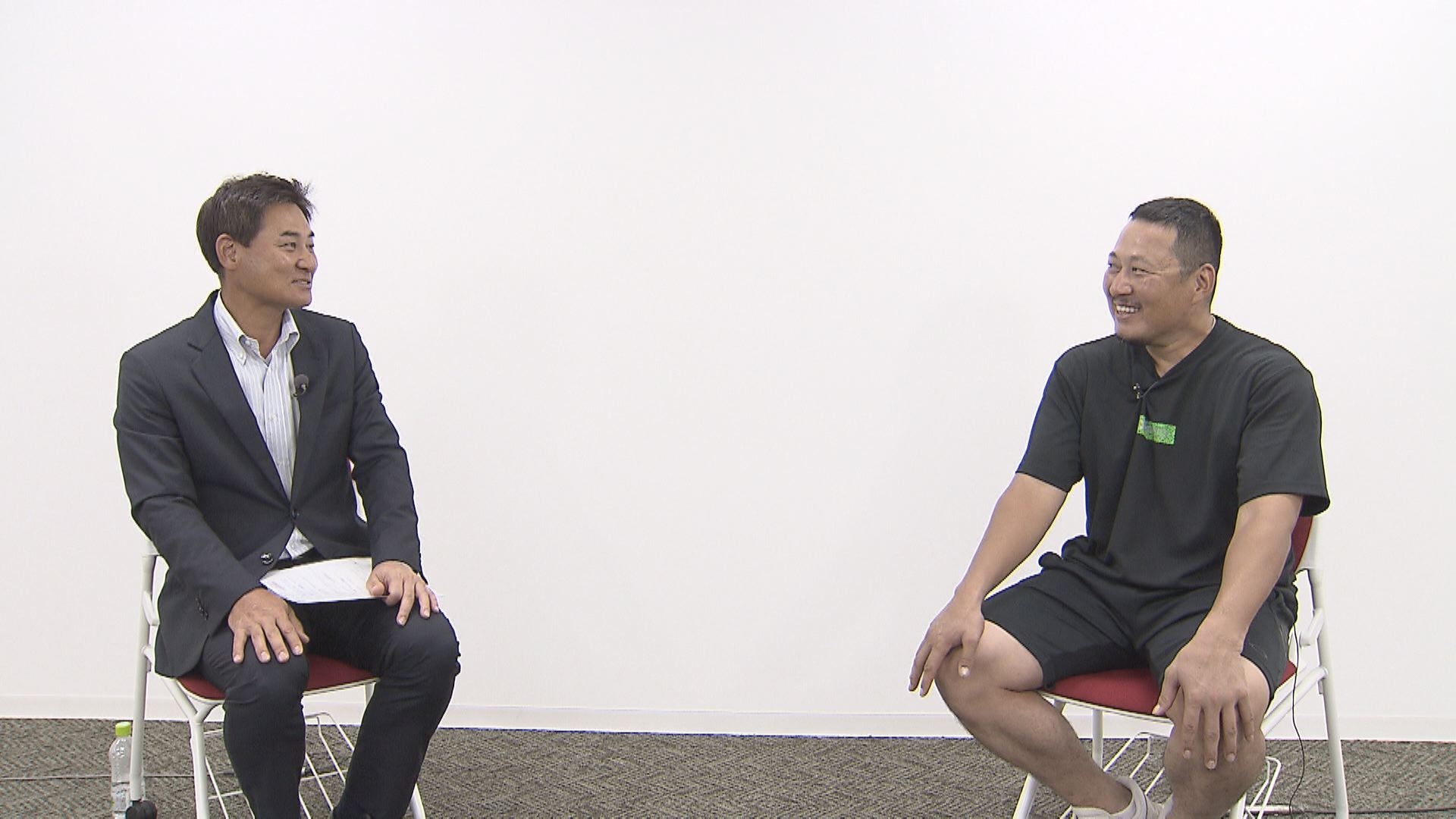 広島ホームテレビ「フロントドア」チーム最年長 カープ・松山竜平を前田智徳が直撃!