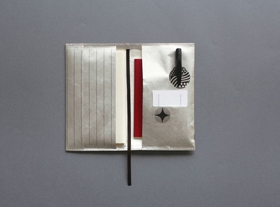 懐紙入れ 多包み 使用シーン