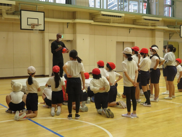 【ユメセン2022開催実績】第9回 東京都港区立麻布小学校 茂怜羅 オズ先生(ビーチサッカー選手)