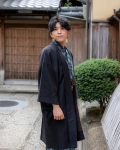 chsk1B0iBavUP8cvxwk0.jpg?w=940&h=940