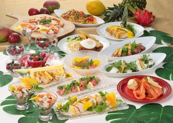 ホテル京阪 京都 グランデ 金・土・日・祝日限定！「ハワイアンフェア～AKAAKA～」 を開催します