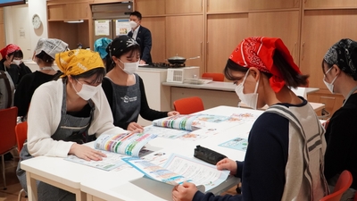 ckA4J6He5pO9TnIGddys.jpg?w=940&h=940