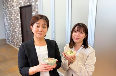 左：株式会社医光ケア 黒木氏、右：トイメディカル株式会社 三浦