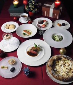 イブとクリスマス当日を彩る特別コース「STELLA」