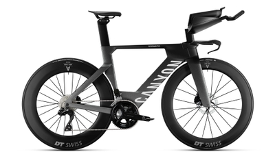 スピードマックス CF SLX 7 Di2 （シマノ105DI2完成車）1,099,000円（税込）  平均重量9.33kg　コスミックダスト