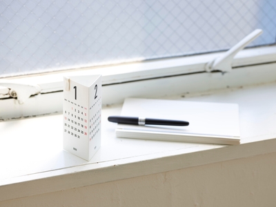 【リプラグ】3ヶ月カレンダー　Re+g Triangular（リプラグトライアングラー）