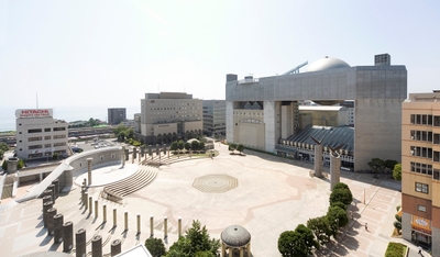 cyyjHgqzMYJAAnFjXlFY.jpg?w=940&h=940