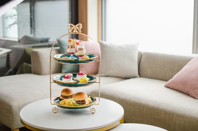 d0g7uGbg8t421DvLTt3P.jpg?w=940&h=940