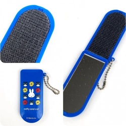 ミッフィーのリントブラシが登場♡制服やスーツのホコリを取るのにお役立ち♪