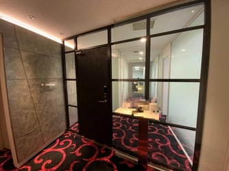 会議室3つ設置で使いやすい！おしゃれ度★★★の港区オフィス