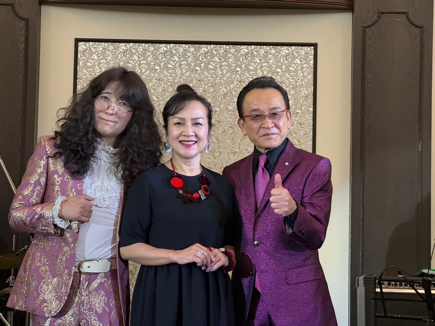 芸能生活60周年!湯原昌幸、新曲「たそがれロマン」発売記念ディナーショーで大熱唱!