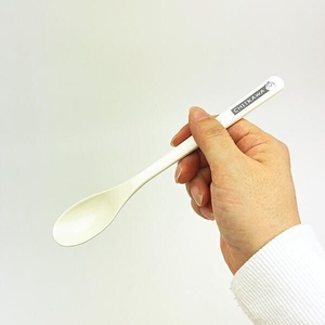 淡いピンクが優しいちいかわのランチグッズ