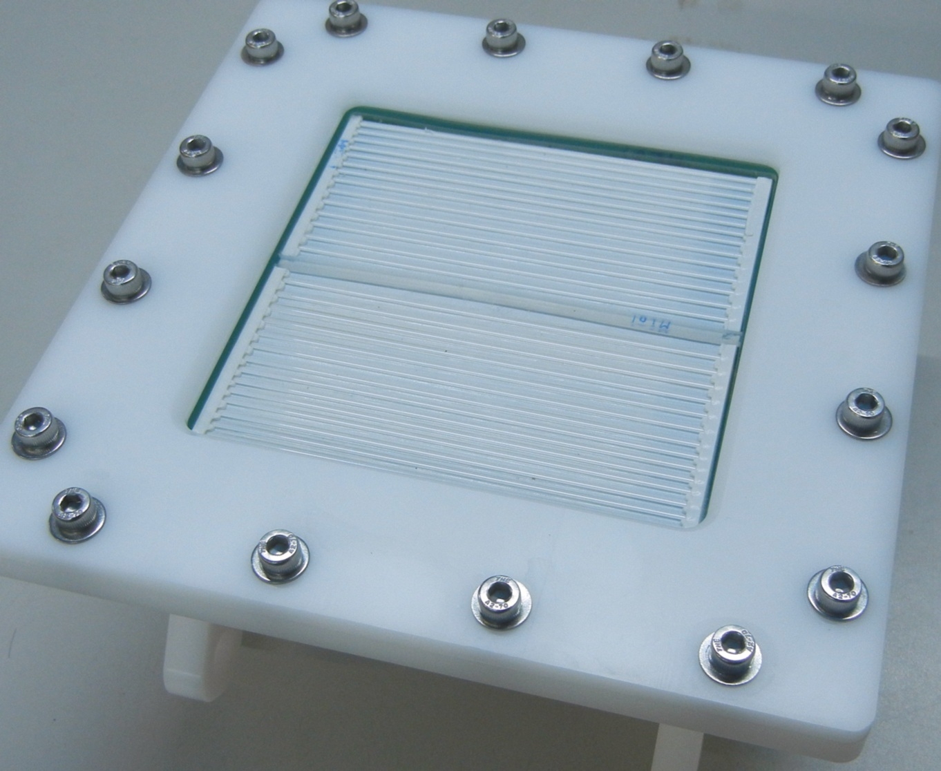 耐水圧容器入りLAFi275B面光源 容器外径 190×190×57.5(mm)