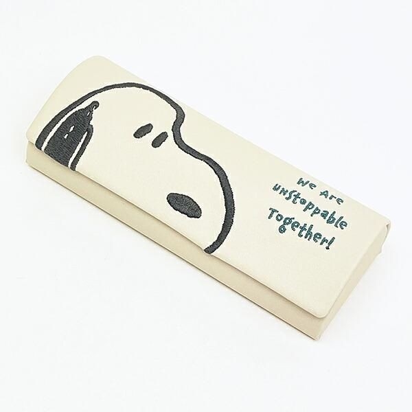 スヌーピーのメガネケース