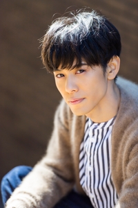 dGbUSg812NQhlAx1JrcS.jpg?w=940&h=940