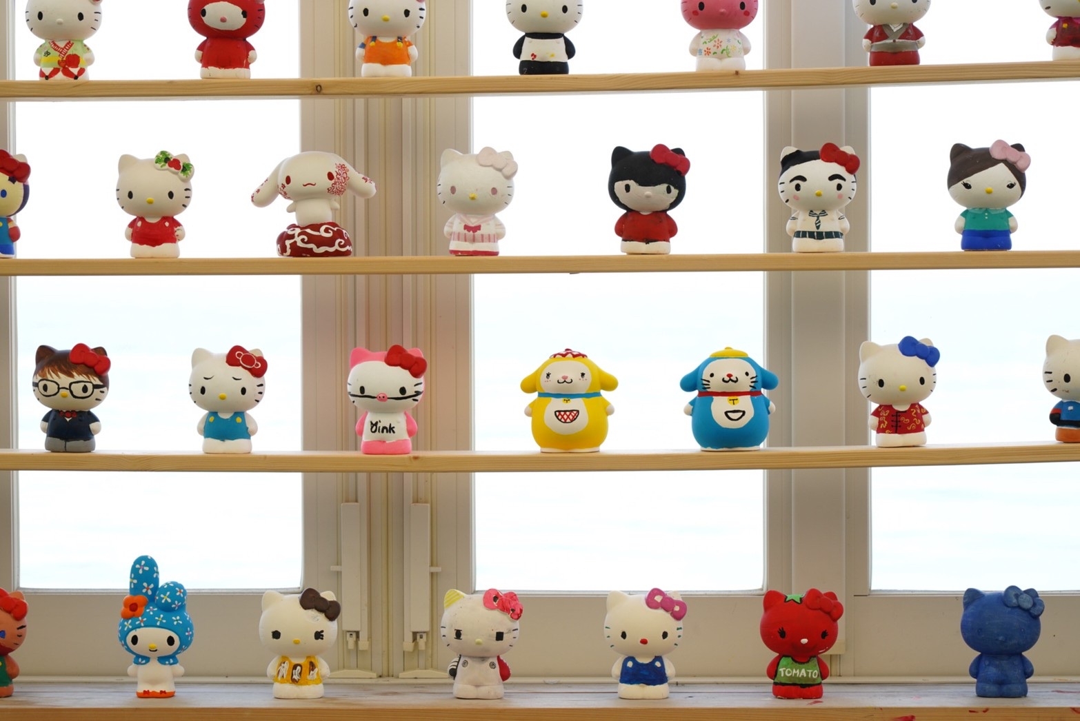 ▲素焼き絵付け体験